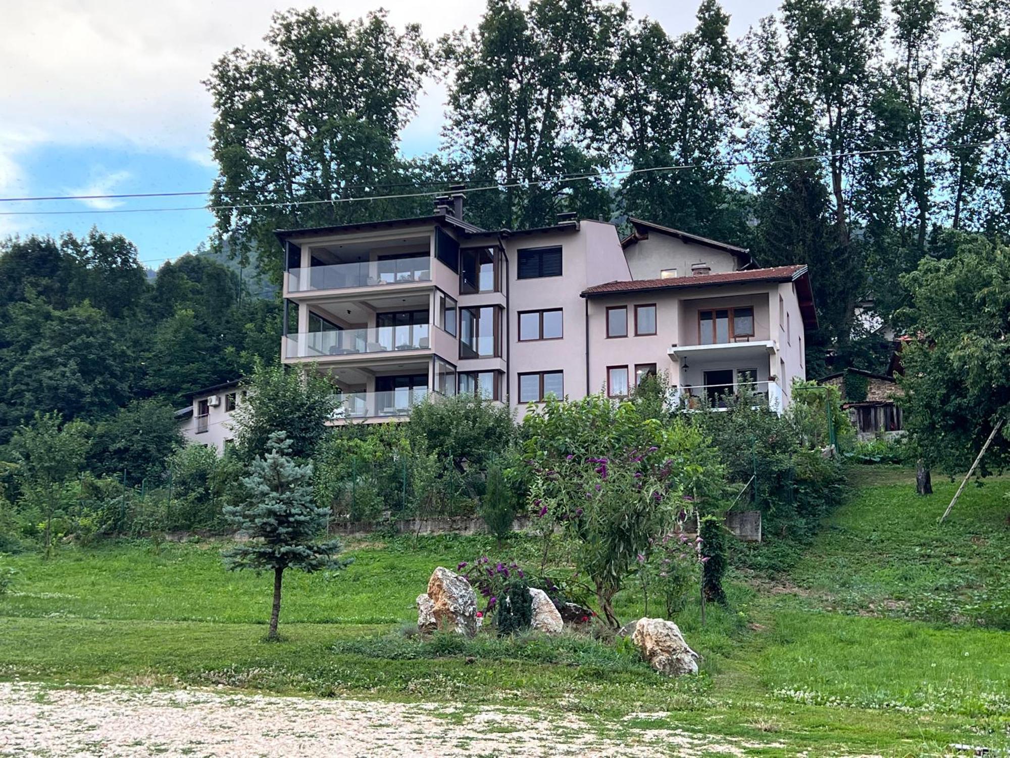 The Penthouse Sarajevo Apartment Exterior photo
